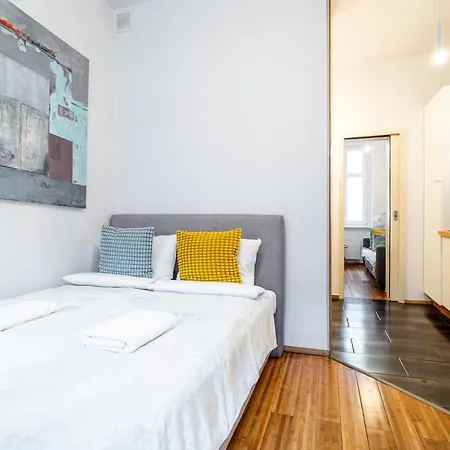 Na Srodce By Lookap Lägenhet